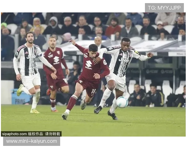 尤文0-0都灵，帕莱亚里多次扑救，小西蒙尼越位无效