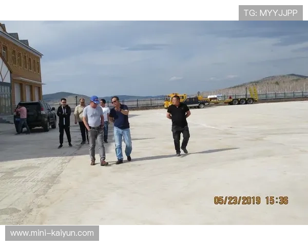 中超“分手季”凸显运营困局，教练更迭与球员合同管理难题待解